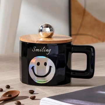 CHOPE CERAMIQUE AVEC COUVERCLE EN BOIS A MOTIF SMILE -450ML-  ≡ MINIMALL