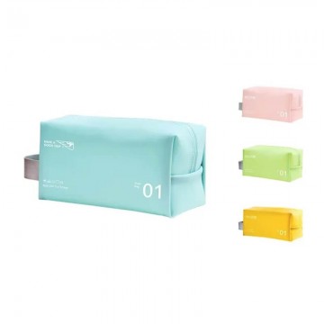 TROUSSE DE TOILETTE IMPERMÉABLE ≡ MINIMALL